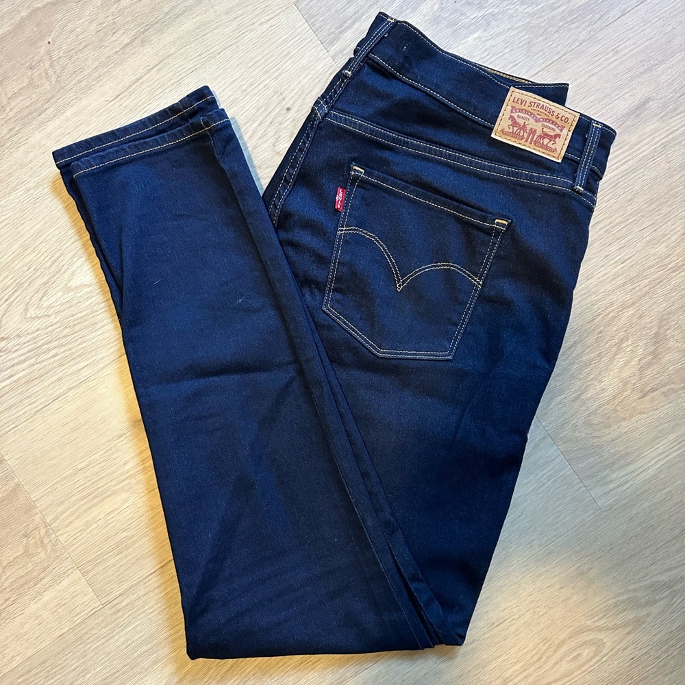 Levi’s | 311 Shaping Skinny Jeans
